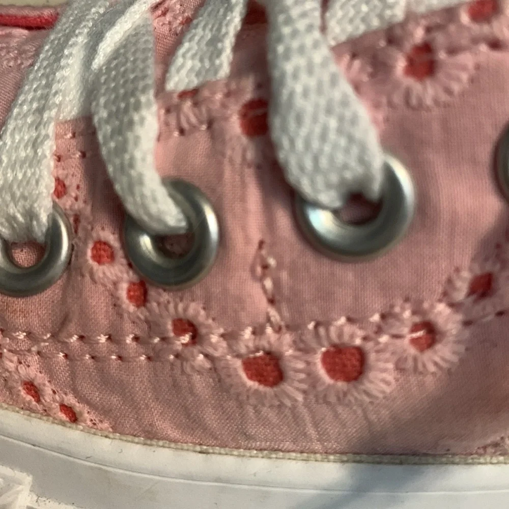 Converse Pink and White Infant Sneakers Classic Low-Top Design NWOT